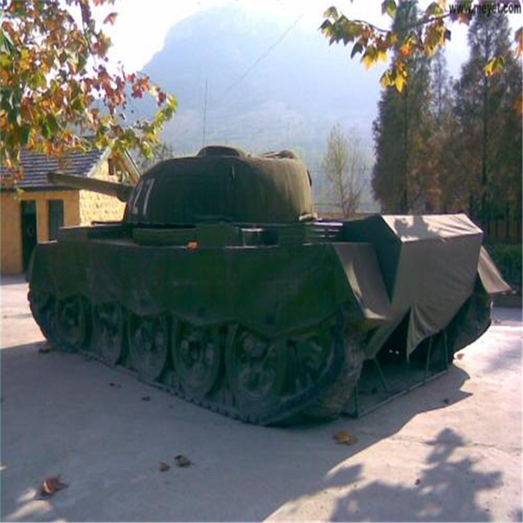隆安大型充气坦克